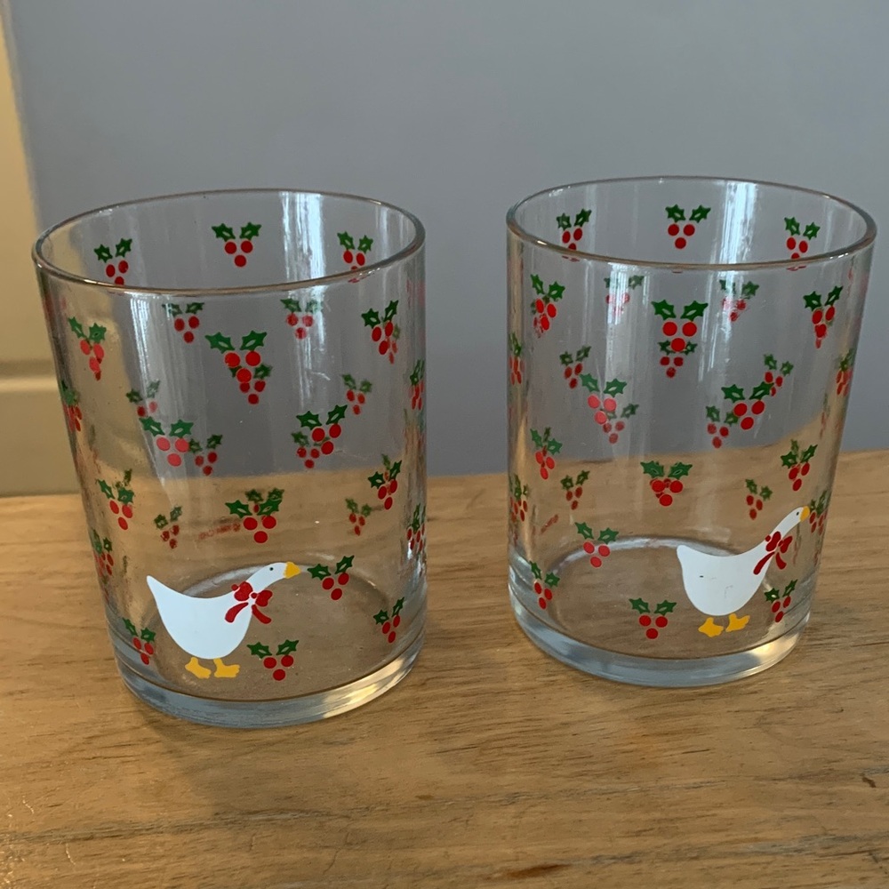 Festive Vintage Duck and Holly Glasses